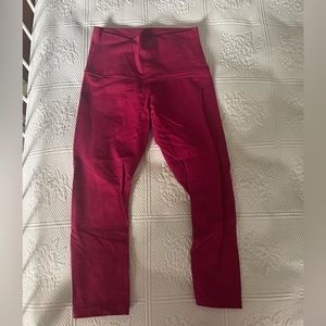 Lululemon Cropped Magenta Leggings